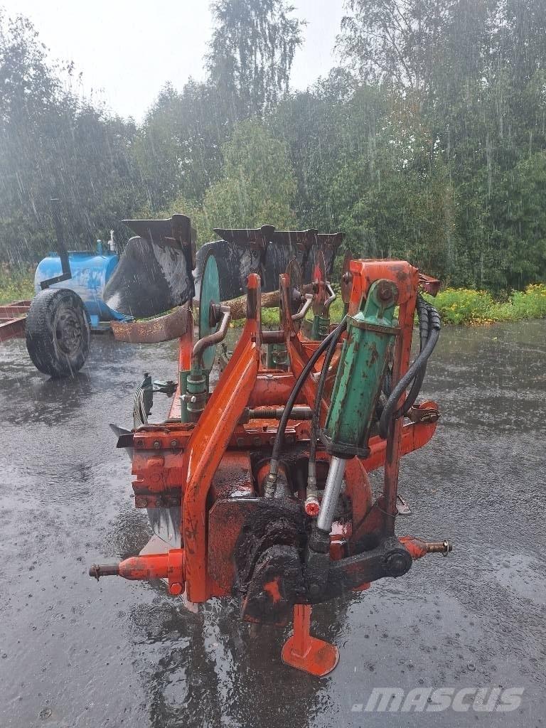 Kverneland W2 Реверсивни плугове