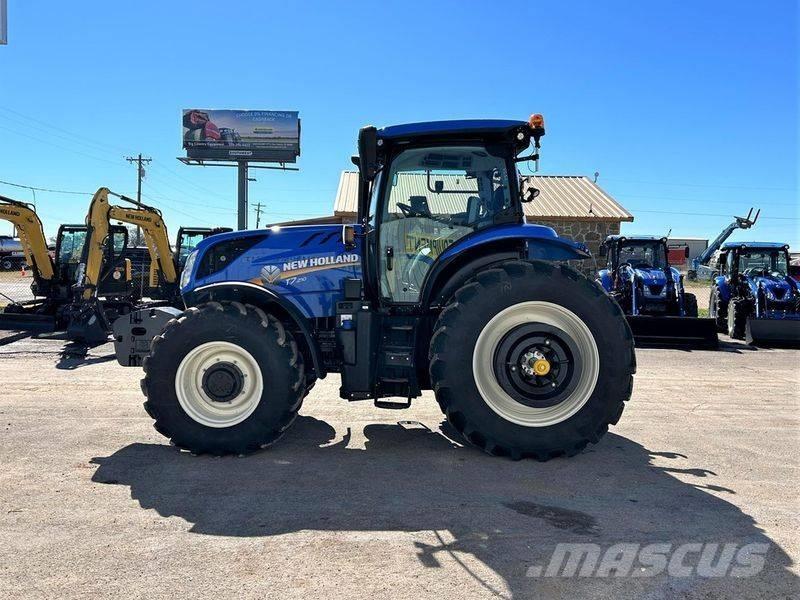 New Holland T 7.210 Трактори