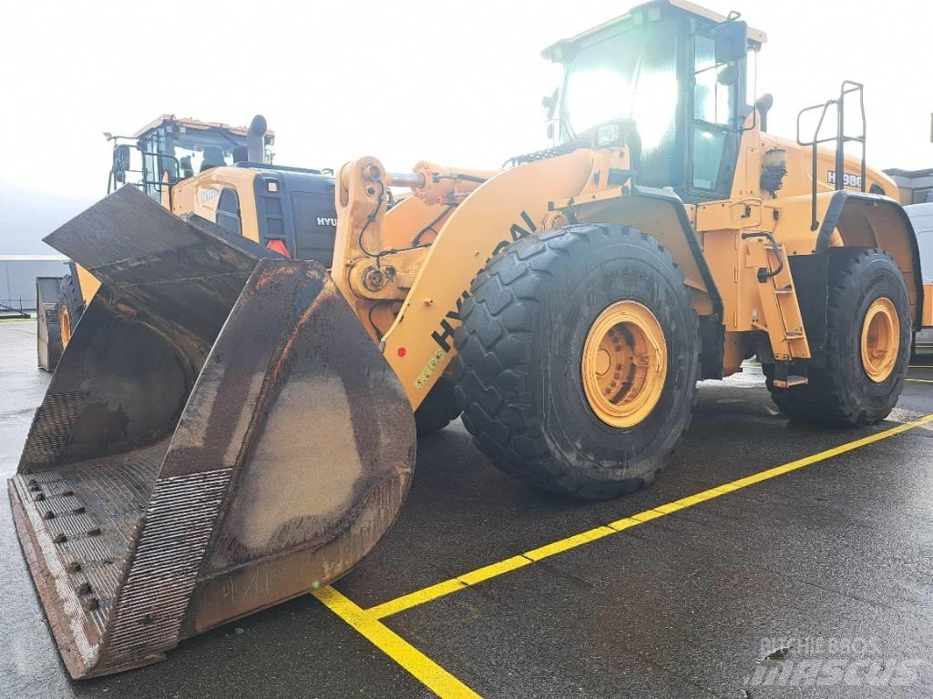 Hyundai HL980 Колесни товарачи
