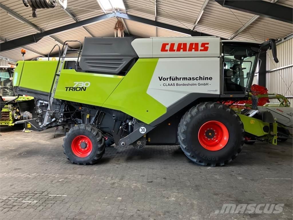 CLAAS TRION 730 Комбайни