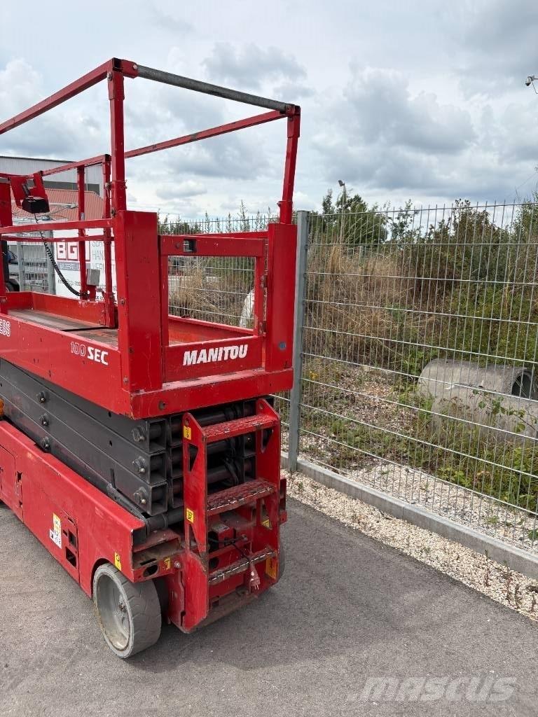 Manitou 100 SEC Ножични работни платформи