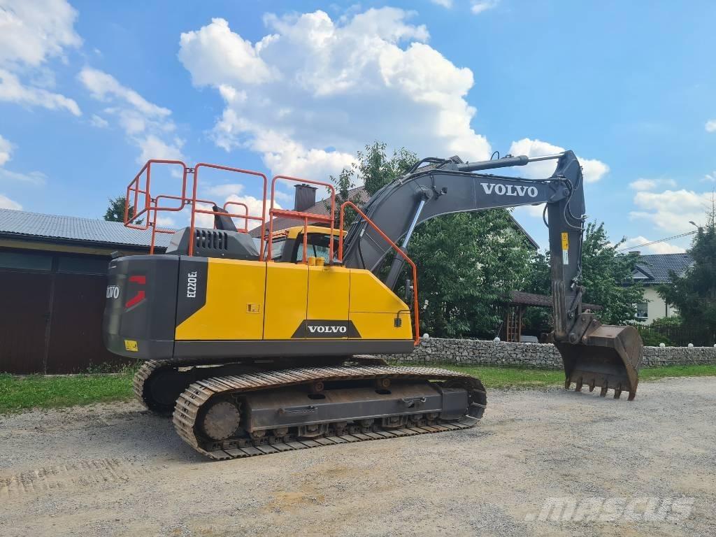 Volvo EC 220 E Верижен екскаватор