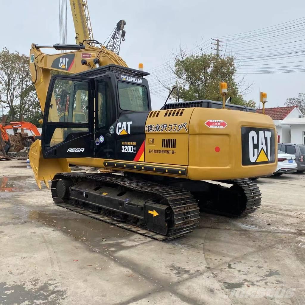 CAT 320 D Верижен екскаватор