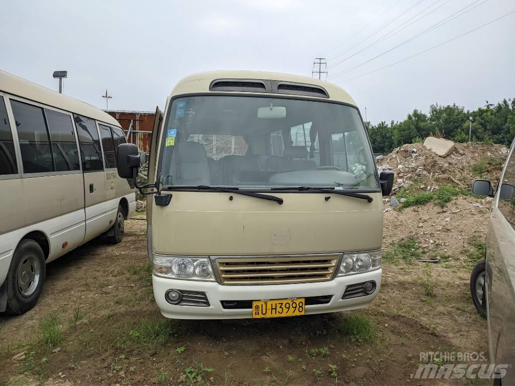Toyota Coaster Bus Мини бусове