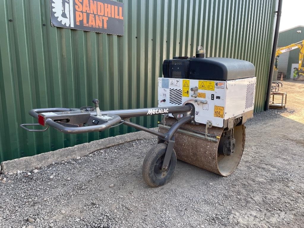 Mecalac MBR 71 Еднобарабанни ролки
