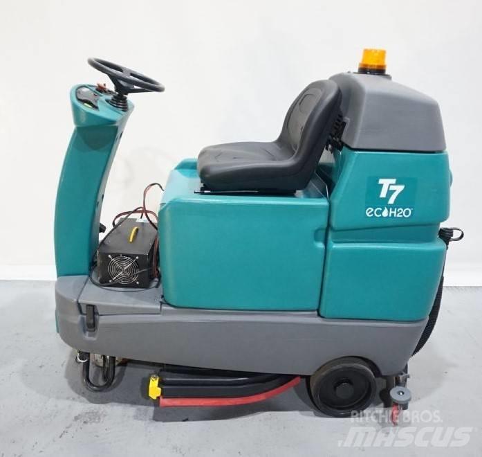 Tennant T7 Скрубер сушилни
