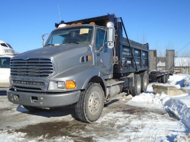 Sterling A 9500 Самосвал