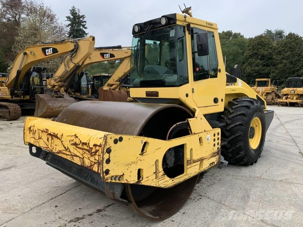 Bomag BW 213 D H-4 i Уплътнители за почва
