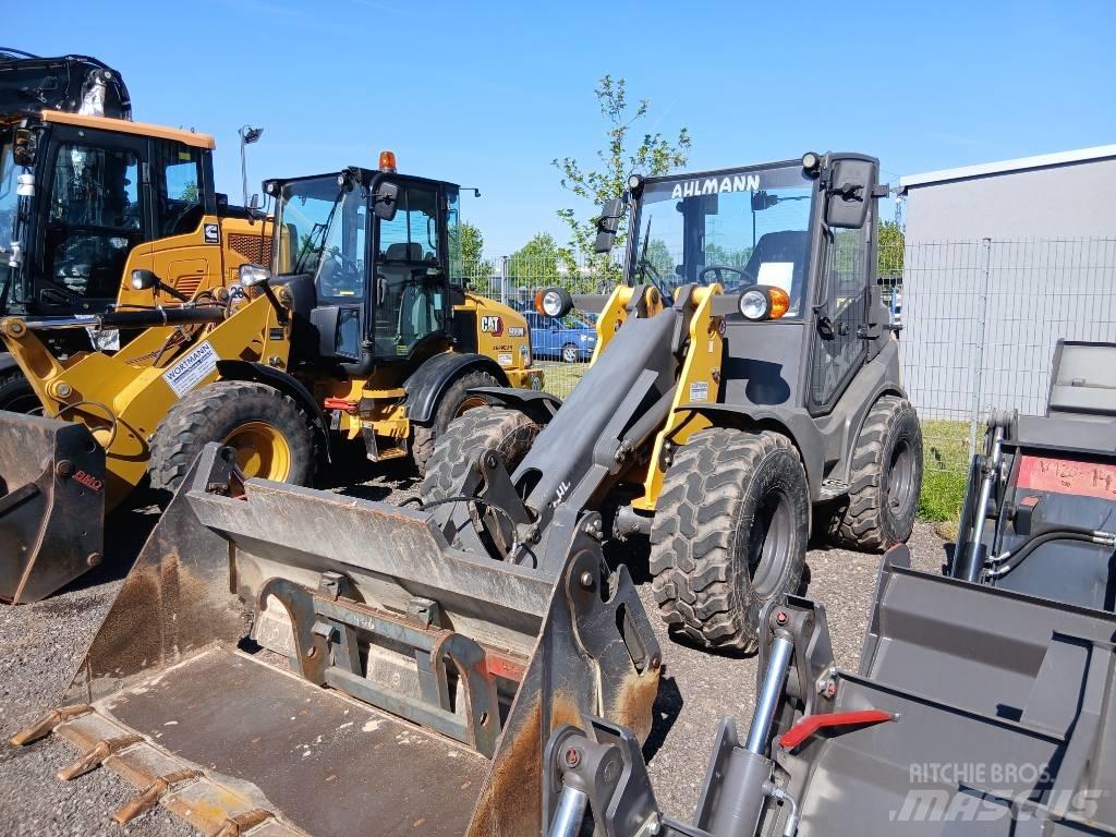 Mecalac AX 1000 Колесни товарачи