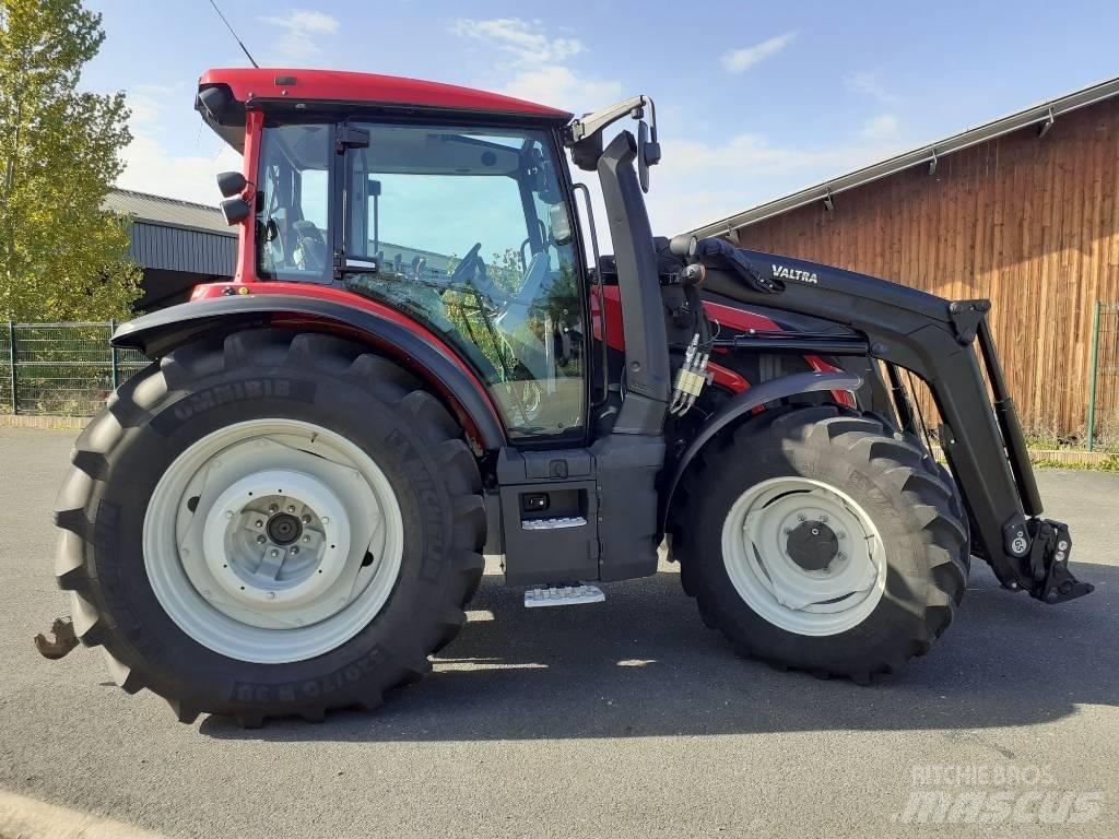 Valtra G 115 Active Трактори