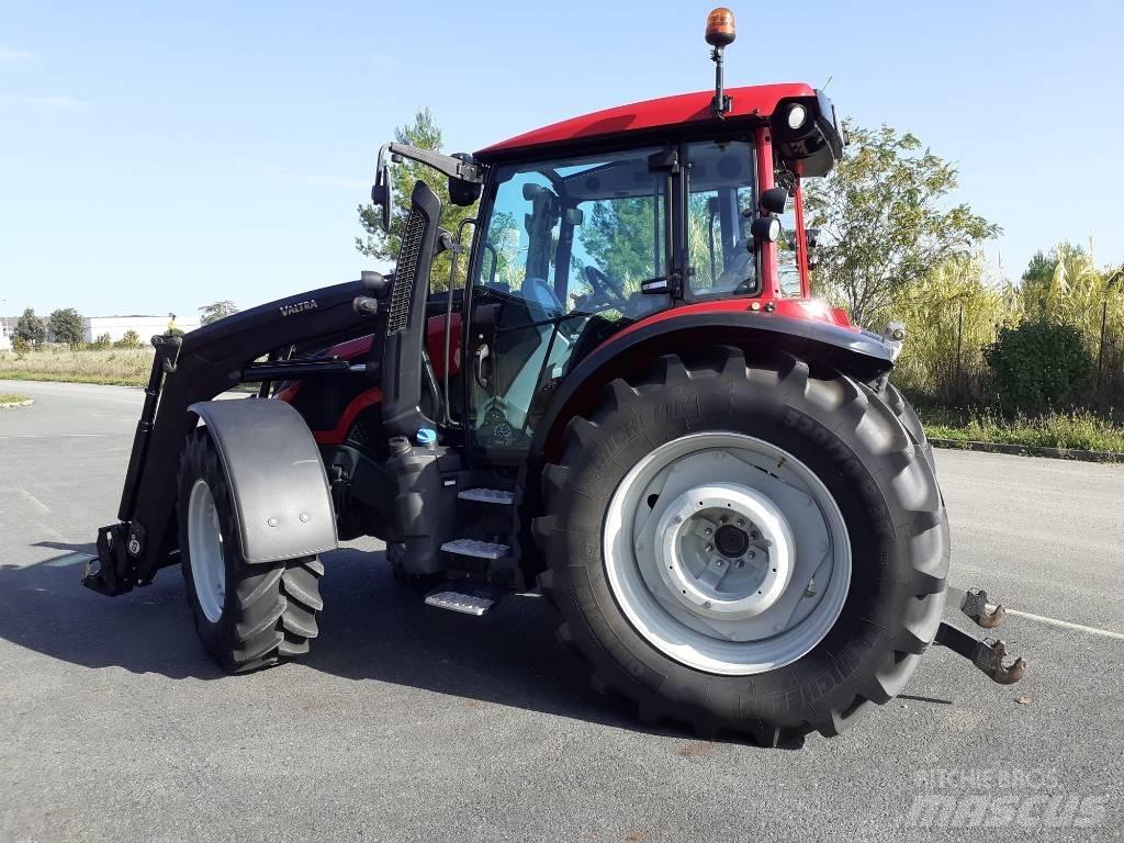 Valtra G 115 Active Трактори