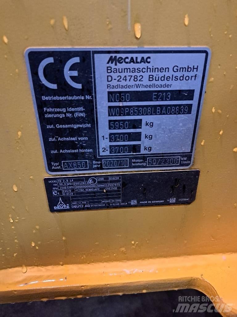 Mecalac AX 850 Колесни товарачи