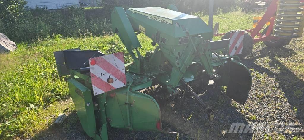 John Deere 131 Кондиционери за косачки