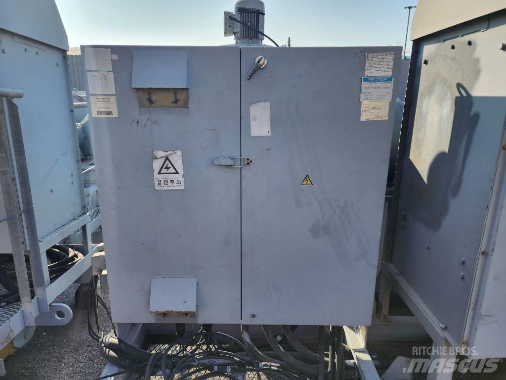 Potain MR 615 Мачтови кранове