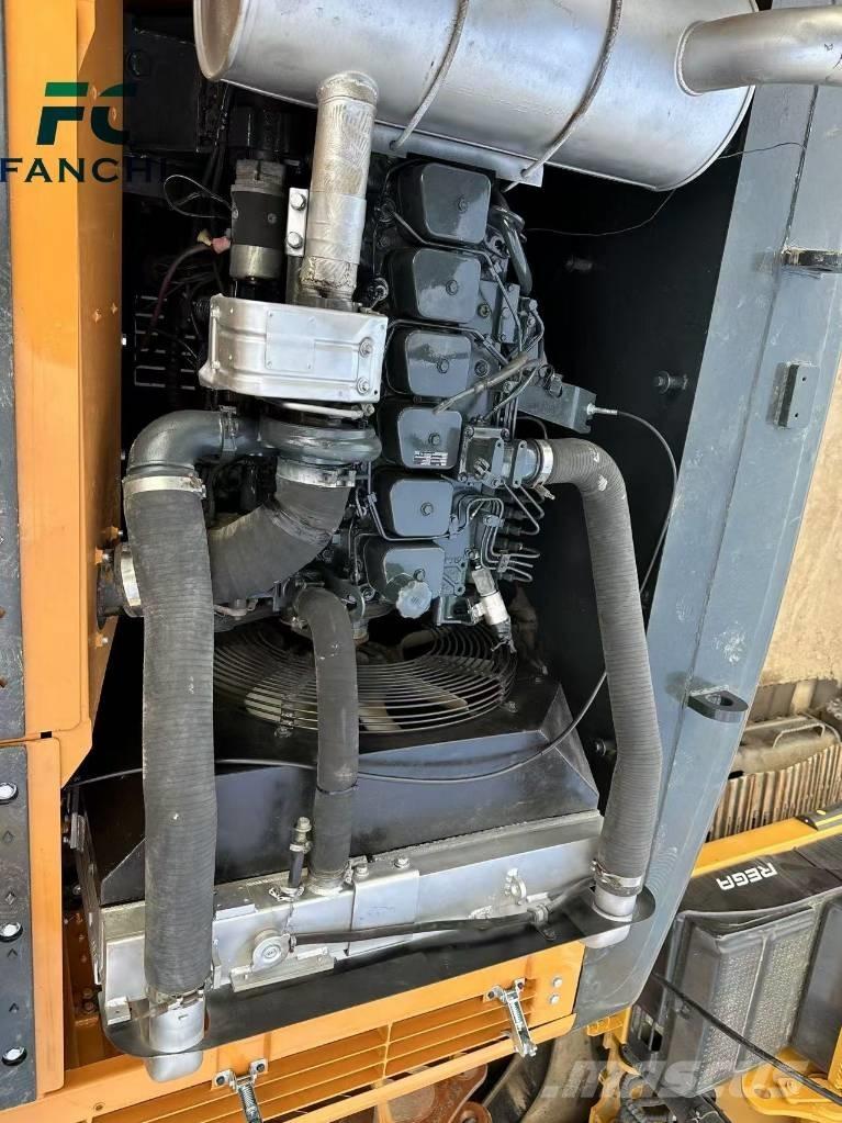 Hyundai 220LC-9S Верижен екскаватор