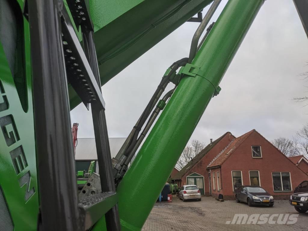 Sennebogen 825 M Оператори на отпадъци/индустрия
