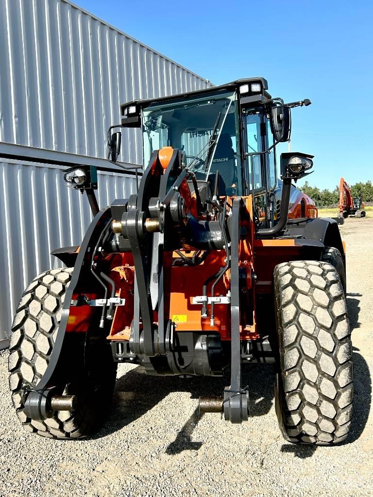 Hitachi ZW180-7 Колесни товарачи