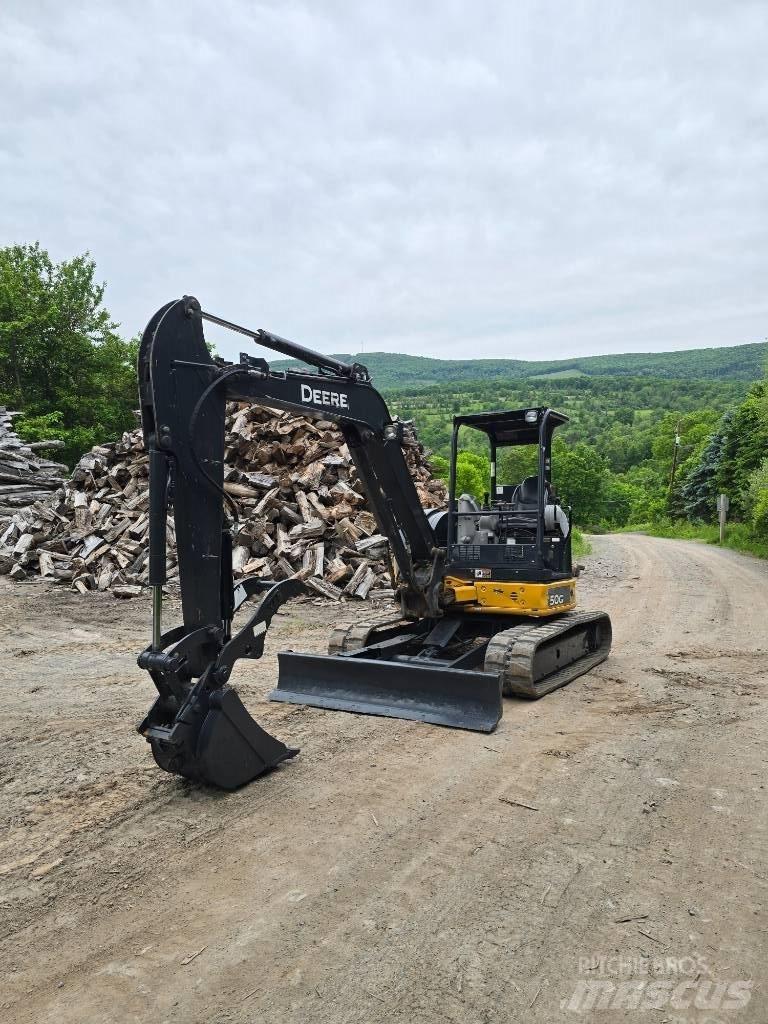 DEERE 50G Мини екскаватори < 7 т