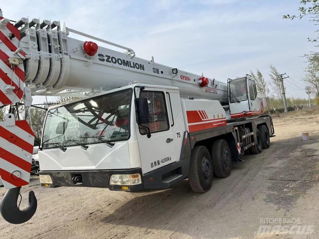 Zoomlion QY50V Всъдеходни кранове