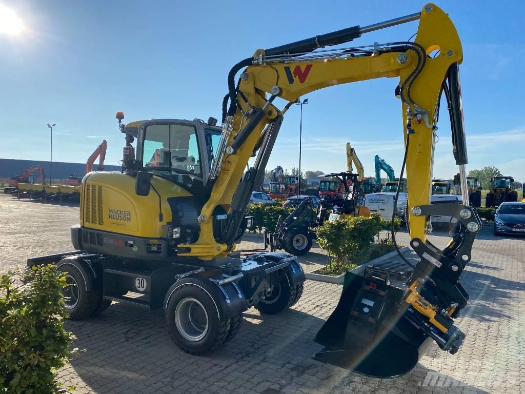Wacker Neuson EW 65 Колесни екскаватори