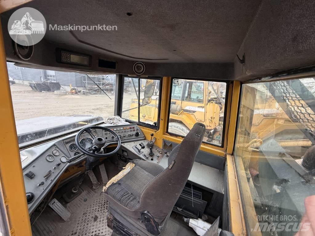 Volvo A 25 C Дъмпери/моторни превозни средства