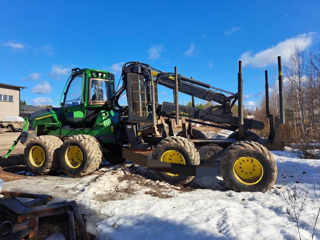 John Deere 1010G Форуардери