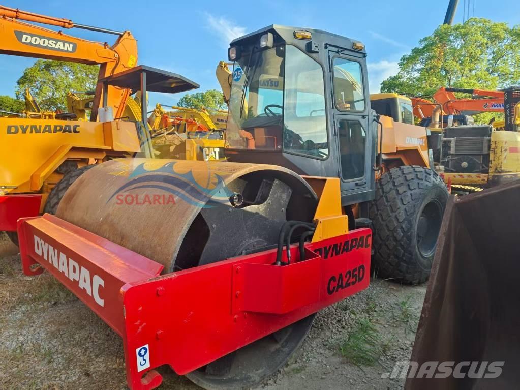 Dynapac CA 25 D Еднобарабанни ролки
