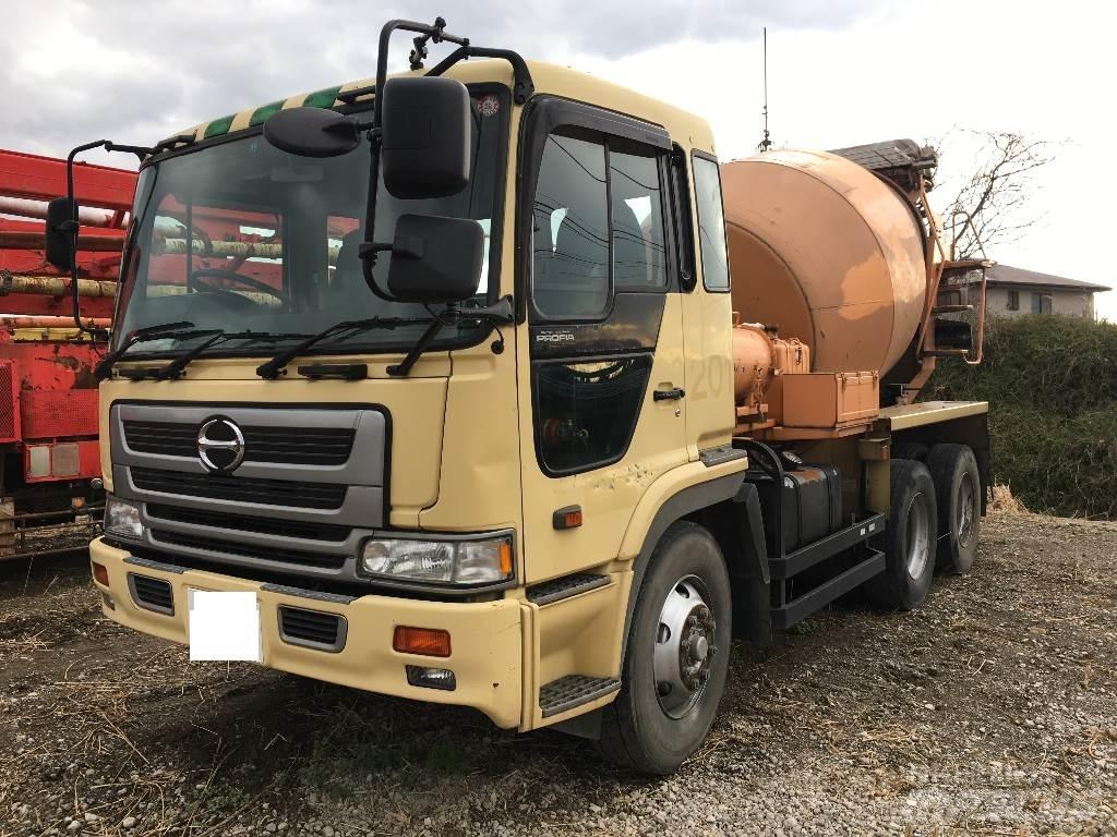 Hino FS2PKG10527 Бетоно/варо бъркачки