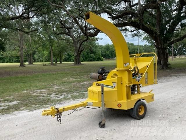 Vermeer BC625A Ремаркета за дървени стърготини
