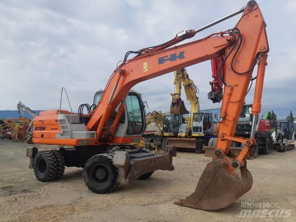 Fiat-Kobelco E175W Колесни екскаватори