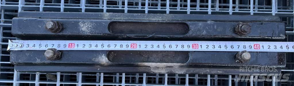  TXD 450A Релси, вериги и ходова част
