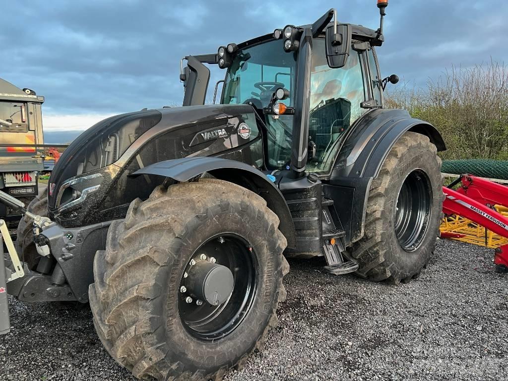 Valtra T 235 Direct Трактори