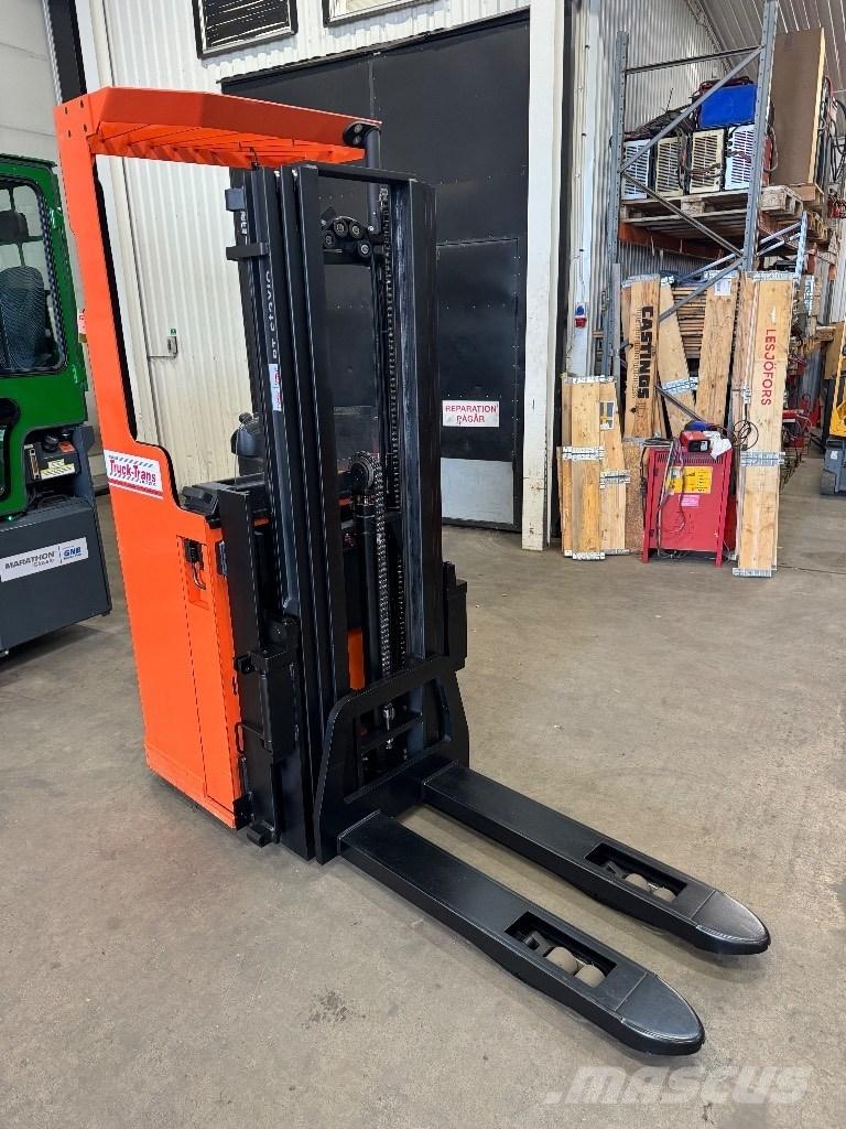 Toyota SSE135L Самоходни товарачи