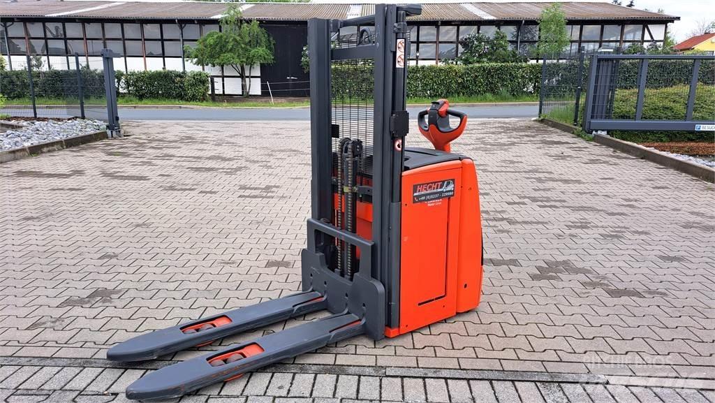 Linde L14- BR1173 Колички високоповдигачи с теглич