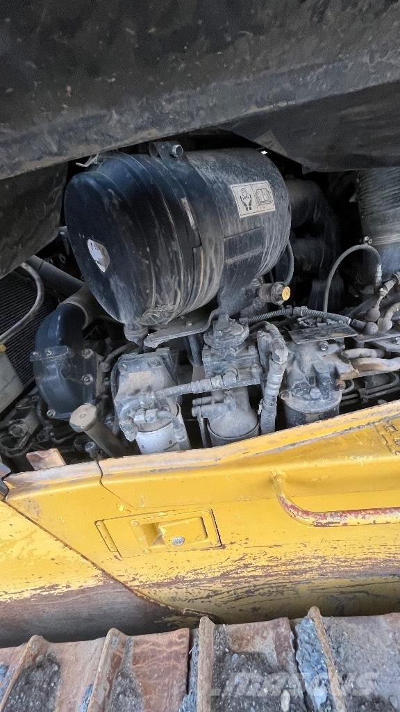 Komatsu Px85-15eu Верижни булдозери
