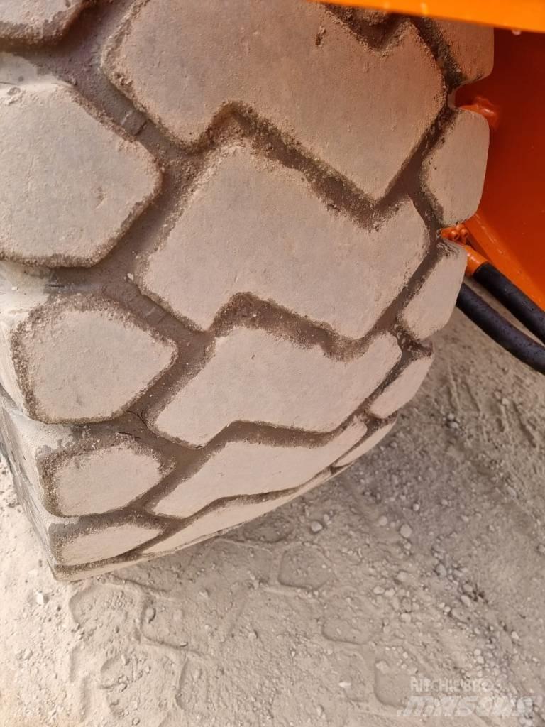 Doosan DL 300-3 Колесни товарачи