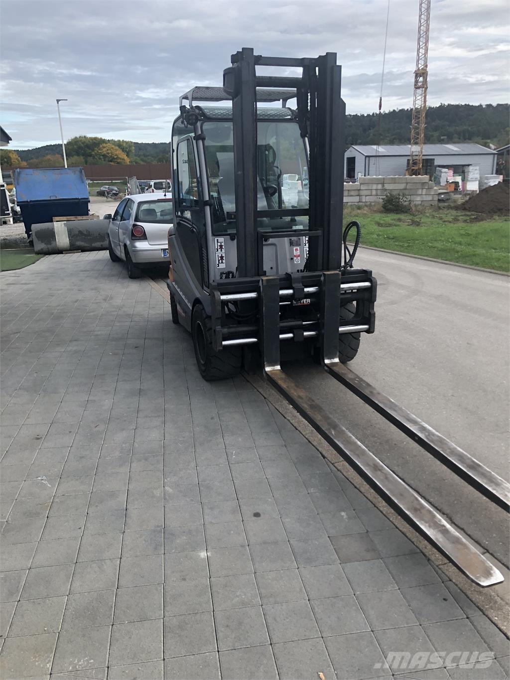 Still RX60-50/600 Електрически вилични кари-повдигачи