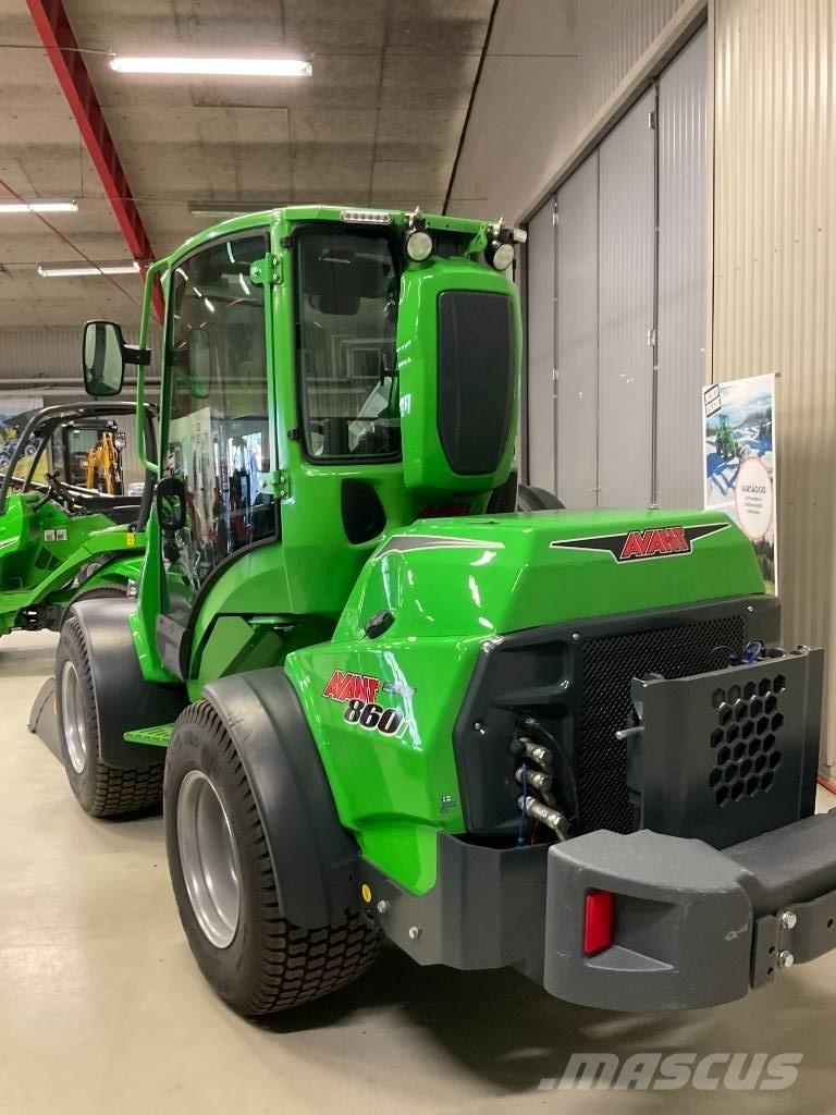 Avant 860 i Комунални съоражения