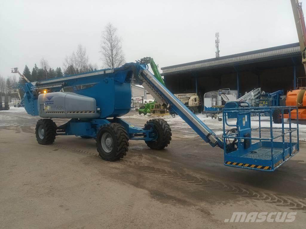 Genie Z 135/70 RT Съчленени стрелови подемници