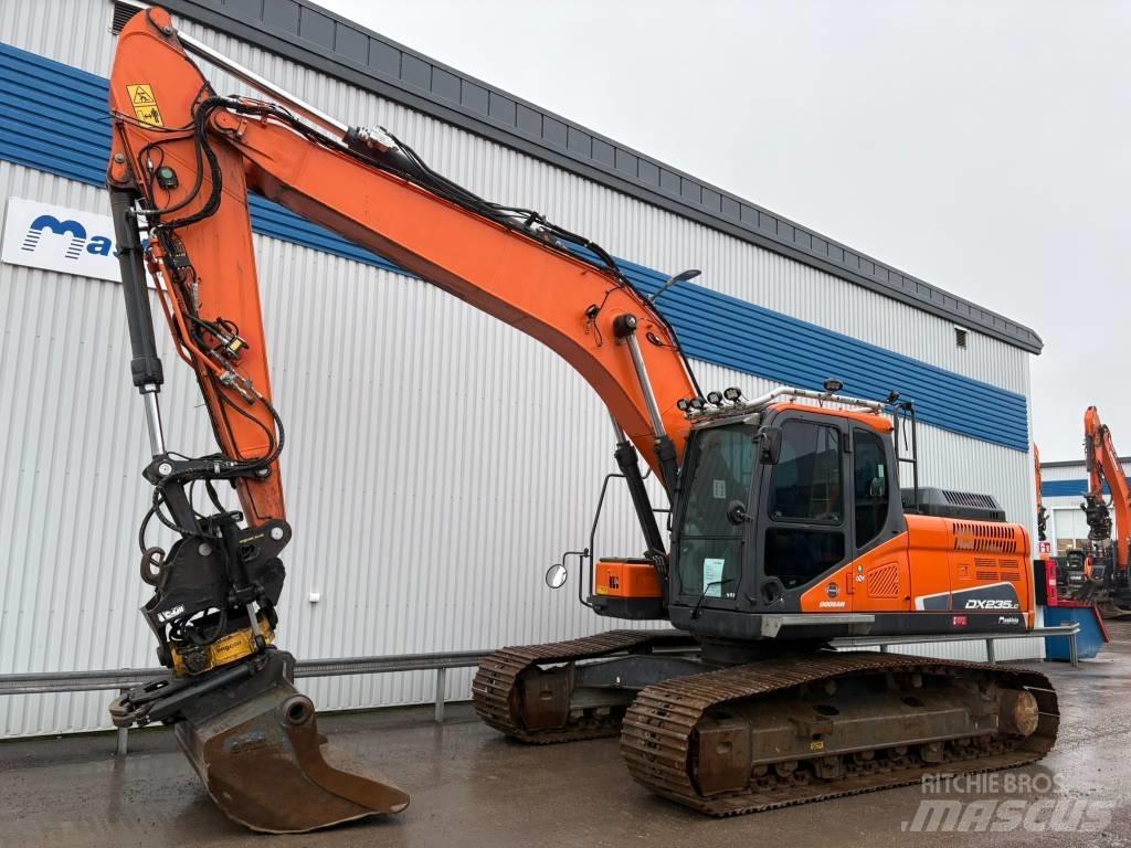 Doosan DX235LC-5 Верижен екскаватор