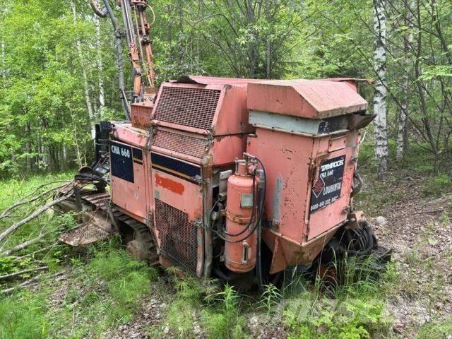 Tamrock CHA 660 Апаратура за повърхностна редова сеидба