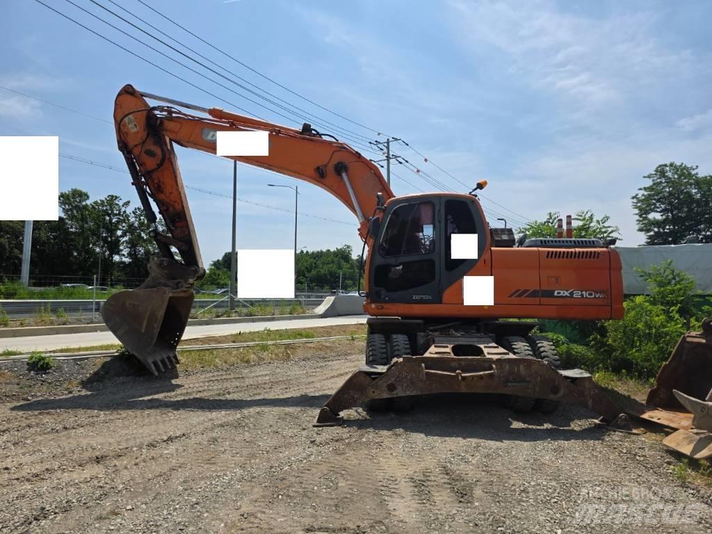 Doosan DX 210 W Колесни екскаватори