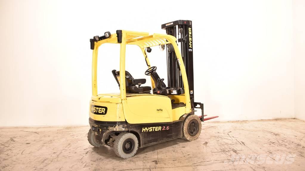 Hyster J2.5XN Електрически вилични кари-повдигачи