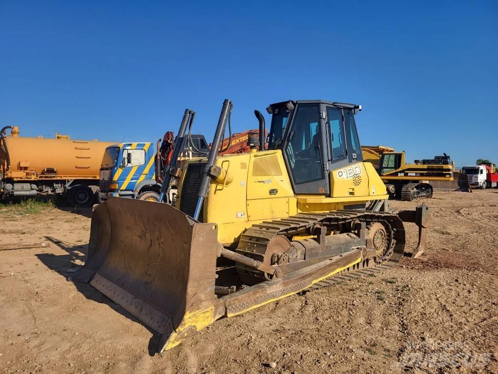New Holland D 180 Верижни булдозери
