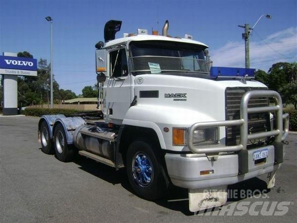 Mack Fleetliner Влекачи