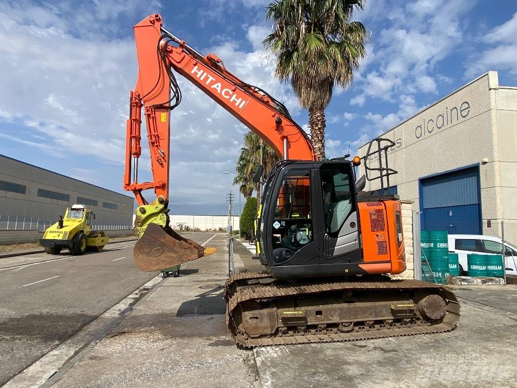 Hitachi ZX 135 US-6 Верижен екскаватор