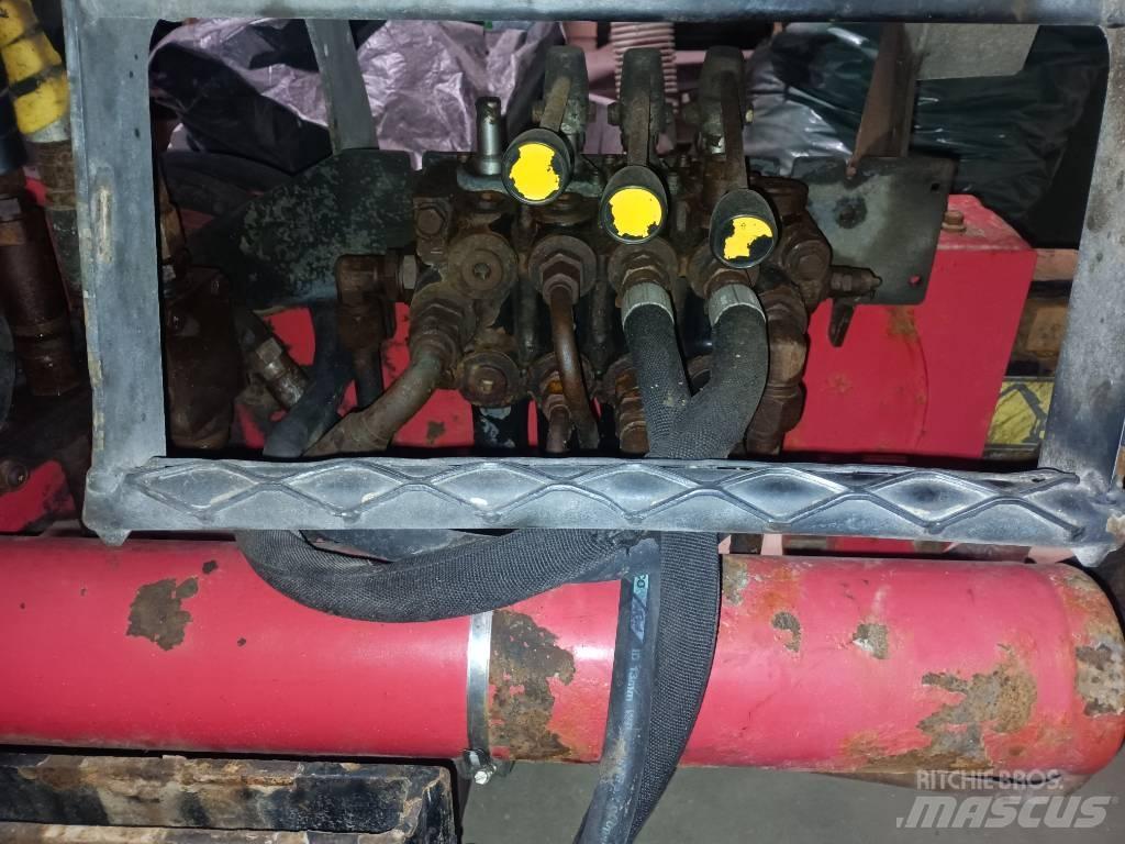 Loglift 82s Каранове за дървен материал