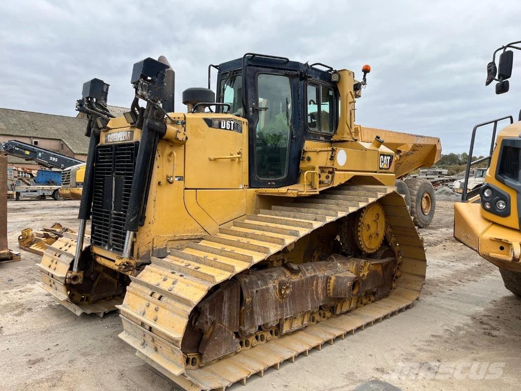 CAT D 6 T LGP Верижни булдозери
