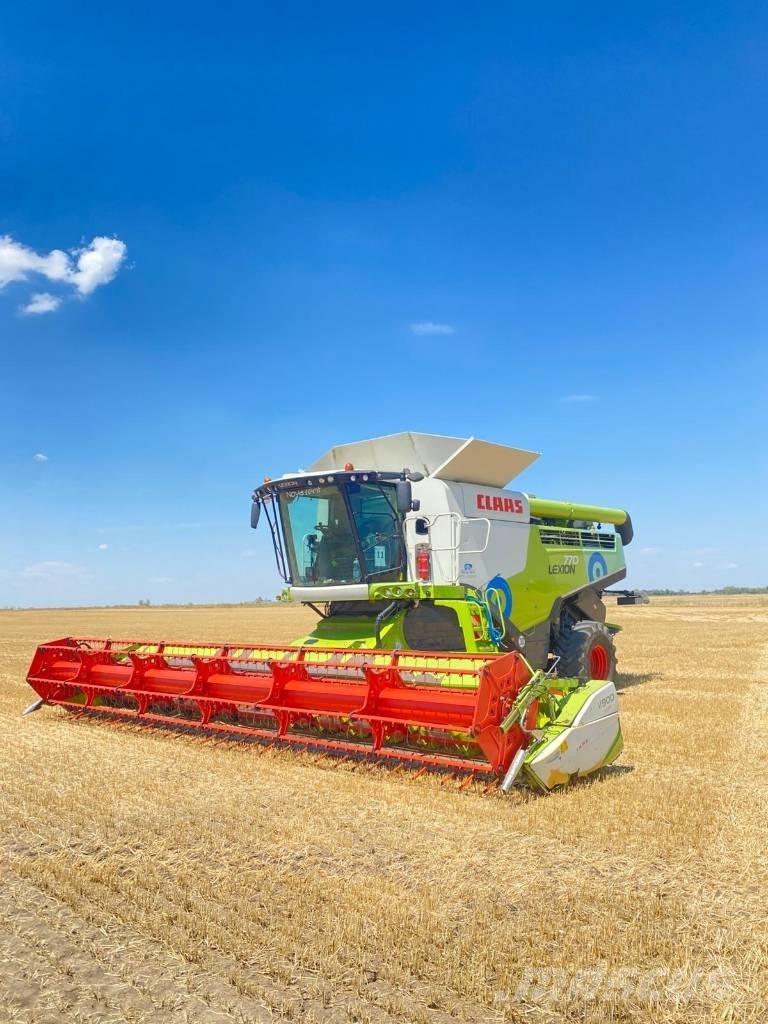 CLAAS Lexion 770 TT Комбайни