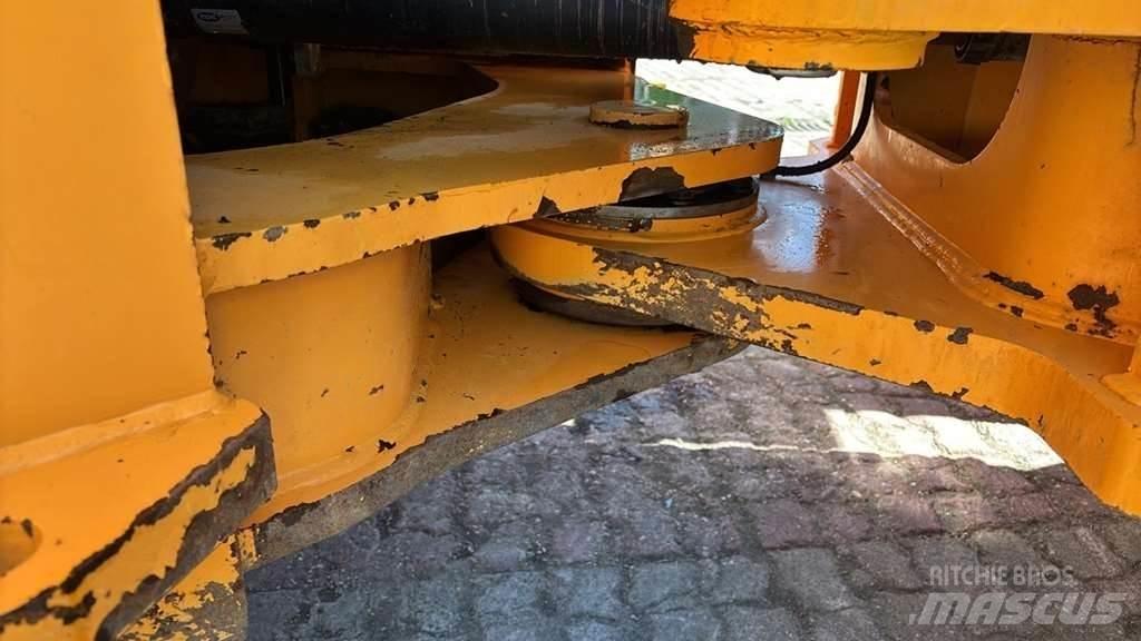 Hyundai HL970 Колесни товарачи